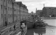 The Docks 1950, Gloucester