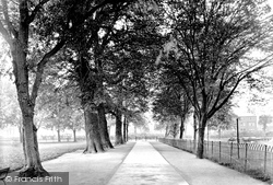 The Park 1923, Gloucester