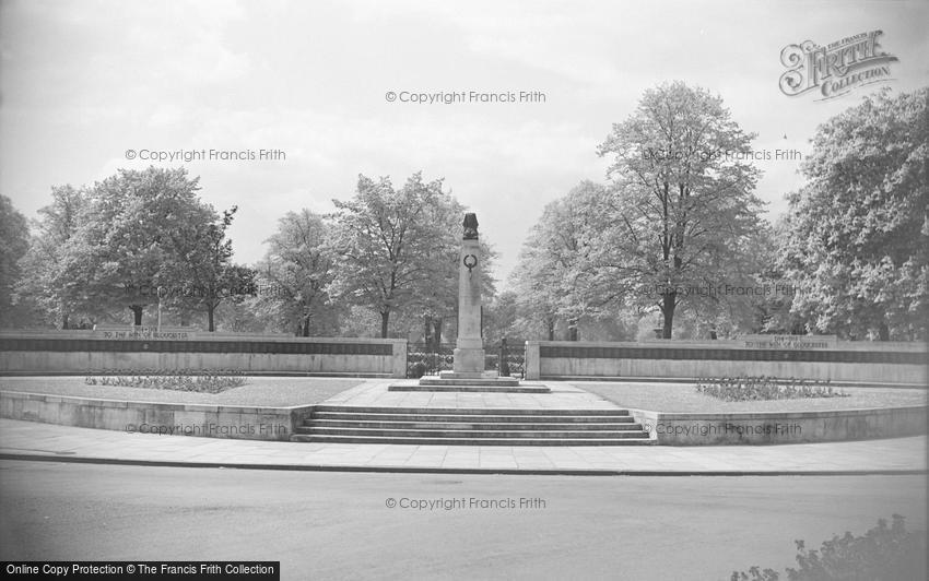 Gloucester, the War Memorial 1949