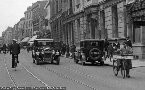 Photo of Gloucester, Traffic In Eastgate Street 1931