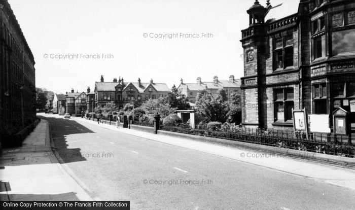 Photo of Glusburn, Colne Road c.1960