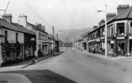 Glyn Neath, High Street c.1960, Glyn-Neath