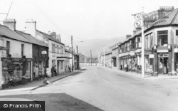 Glyn Neath, High Street c.1960, Glyn-Neath