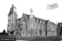 Charterhouse 1906, Godalming