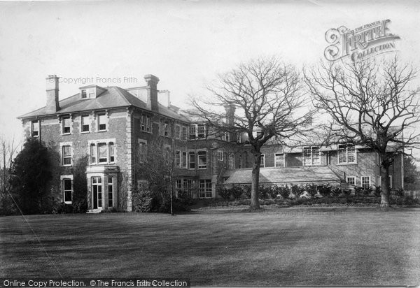 Photo of Godalming, Charterhouse, Robinites 1906