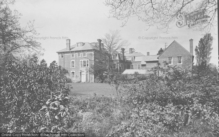 Photo of Godalming, Charterhouse, Robinites 1927