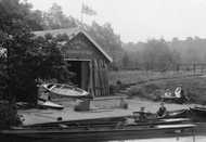 Leroy's Boathouse 1908, Godalming