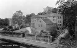 Lockites And Weekites Charterhouse c.1955, Godalming