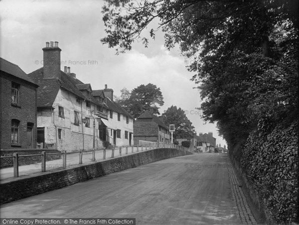 Photo of Godalming, Ockford Road 1924