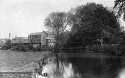 Pullmans Mill 1910, Godalming
