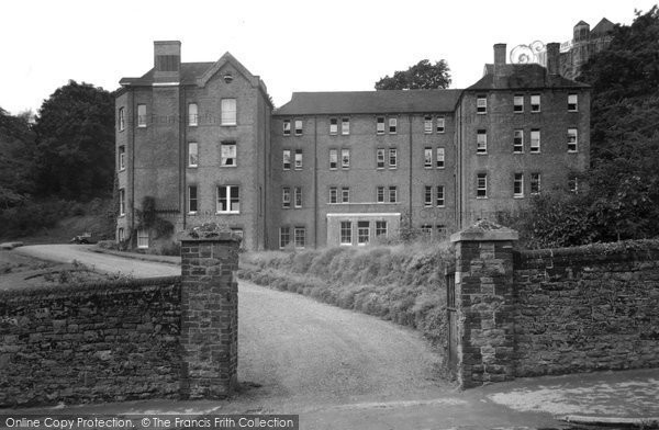 Photo of Godalming, Weekites House, Charterhouse c.1955