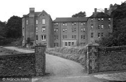 Weekites House, Charterhouse c.1955, Godalming