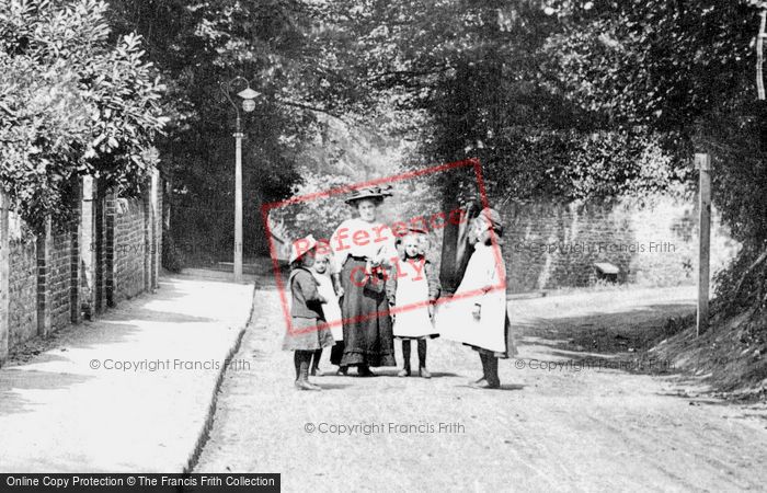 Photo of Godalming, Woman And Children 1910