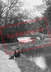 Sitting On The Riverbank 1898, Godmanchester