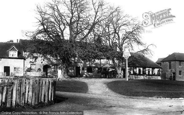 Photo of Godstone, The Hare And Hounds 1907