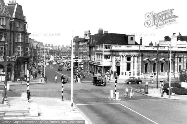 Photo of Golders Green, High Street c.1955