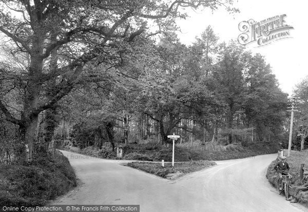 Photo of Gomshall, Burrows Cross 1925