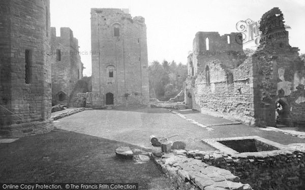 Photo of Goodrich, Castle 1931