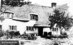 Cottages c.1955, Goodworth Clatford