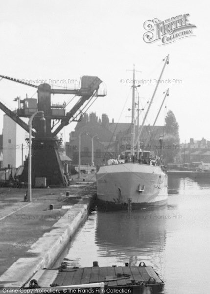 Photo of Goole, The Docks c.1955