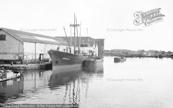 Photo of Goole, The Docks c.1955