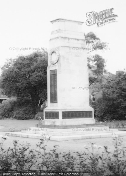 Photo of Goole, The Memorial And Park c.1965