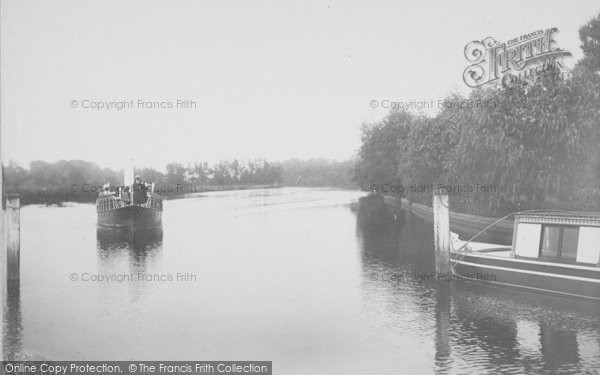 Photo of Goring, On The River 1904