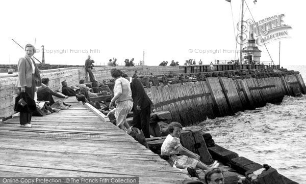 Photo of Gorleston, Old Dutch Pier 1952