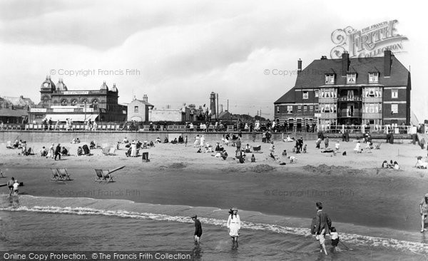 Photo of Gorleston, The Beach And The Promenade 1922