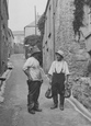 Men Talking 1922, Gorran Haven