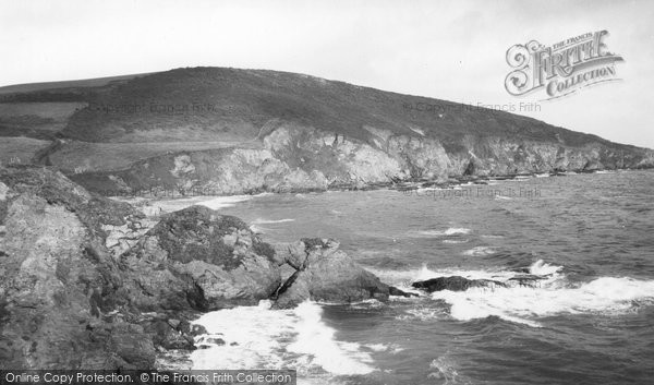 Photo of Gorran Haven, Natural Archway, Hemmick Bay c.1955