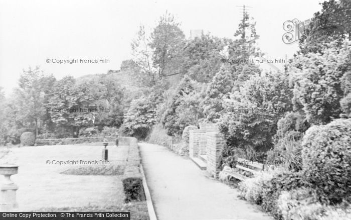 Photo of Gorseinon, Loughor Park c.1950