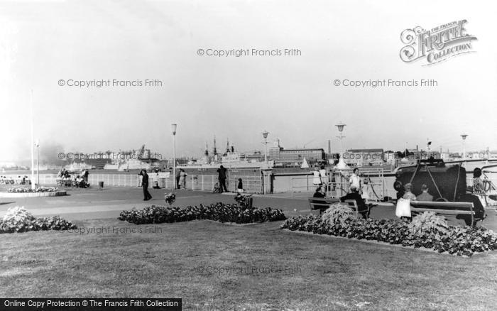 Photo of Gosport, The Ferry Gardens c.1960