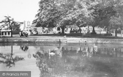 The Pond And Plain c.1960, Goudhurst
