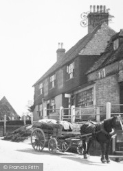 The Village 1901, Goudhurst