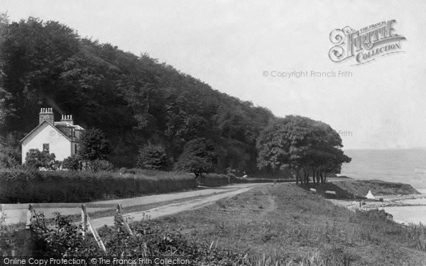 Photo of Gourock, Tinkler's Cave 1900