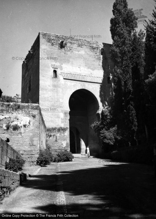Photo of Granada, The Alhambra, Gate Of Justice 1960