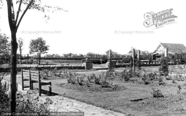 Photo of Grangetown, The Gardens c.1960