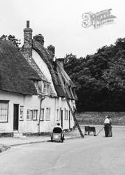 Thatching The Roof c.1946, Grantchester