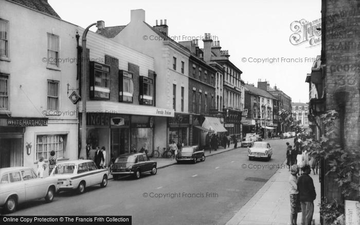 Photo of Grantham, High Street c.1965