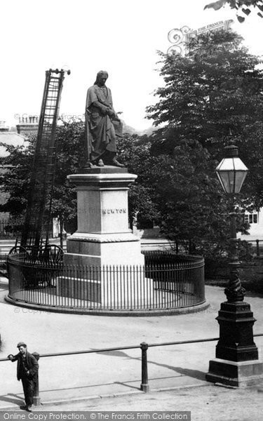 Photo of Grantham, Newton Statue 1893