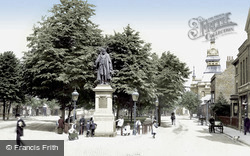 St Peter's Hill And The Tollemache Statue 1904, Grantham