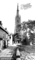 St Wulfram's Church c.1965, Grantham