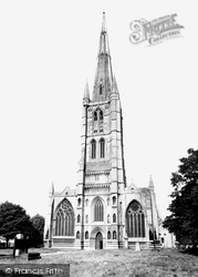 St Wulfram's Parish Church c.1955, Grantham