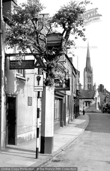 Photo of Grantham, The Bee Hive Inn c.1955
