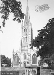 The Parish Church c.1955, Grantham