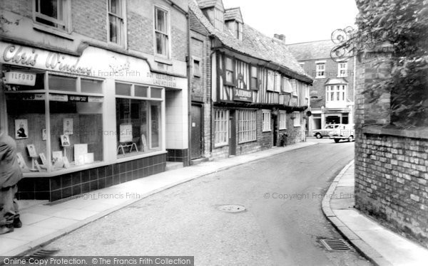 Photo of Grantham, Vine Street c.1965