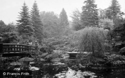 Gardens, The Lily Pond c.1937, Grantley Hall