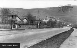 Oldham Road c.1955, Grasscroft