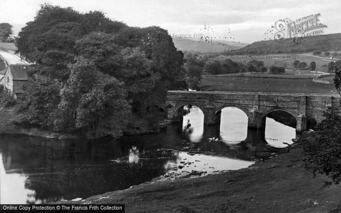 Photo of Grassington, The Bridge 1926 - Francis Frith